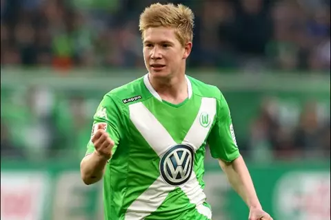  بعد إعلان رحيله عن سيتي.. فولفسبورج يغازل دي بروين